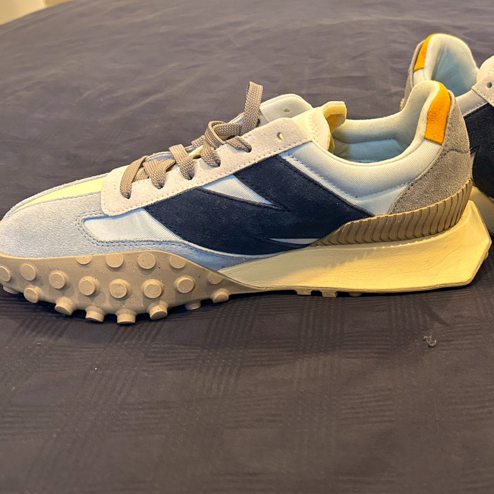 NWT New Balance XC 72 sneaker